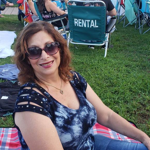 Meet your Posher, Joan - Picture 1 of 1